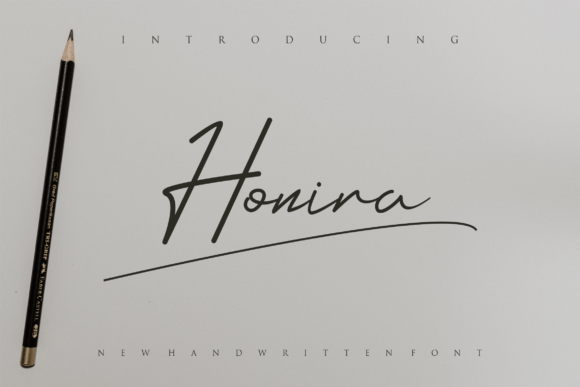 Honira: A Handwritten Typeface for Authentic Editorial Design